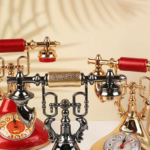 Vintage Alarm Clock - 1 Buah Jam Alarm Retro Model