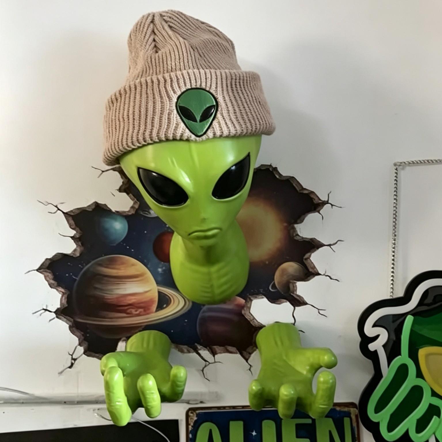 1 Liontin Alien Hijau, Patung  - Home Decor Quirky ulasan dan harga