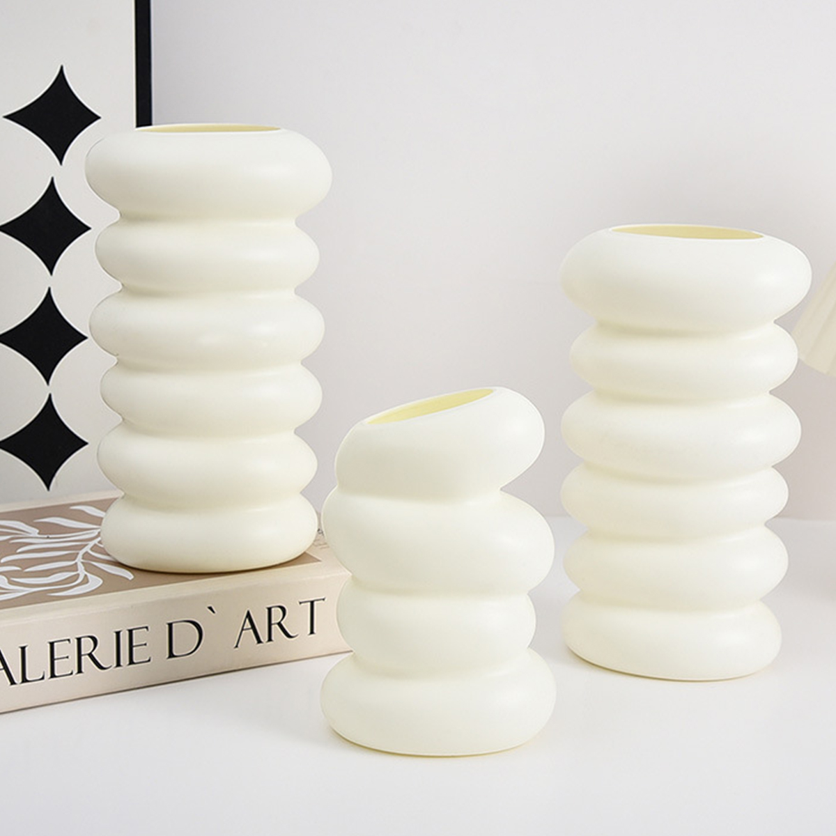 1 Buah Vas Plastik Pola Spiral - Home Decor Center ulasan dan harga